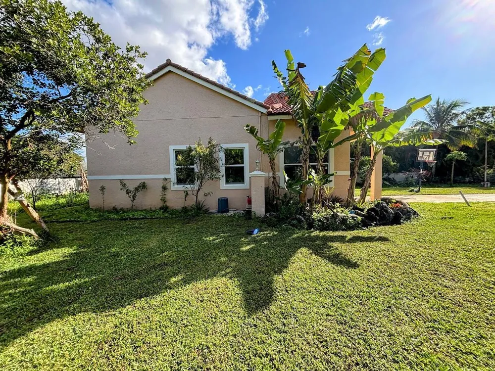 14715 82nd Ln Lane #Side House Loxahatchee, FL 33470