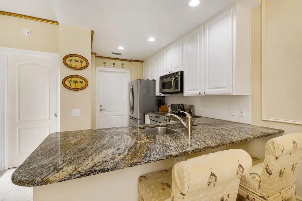 77 Laurel Oaks Circle Tequesta, FL 33469