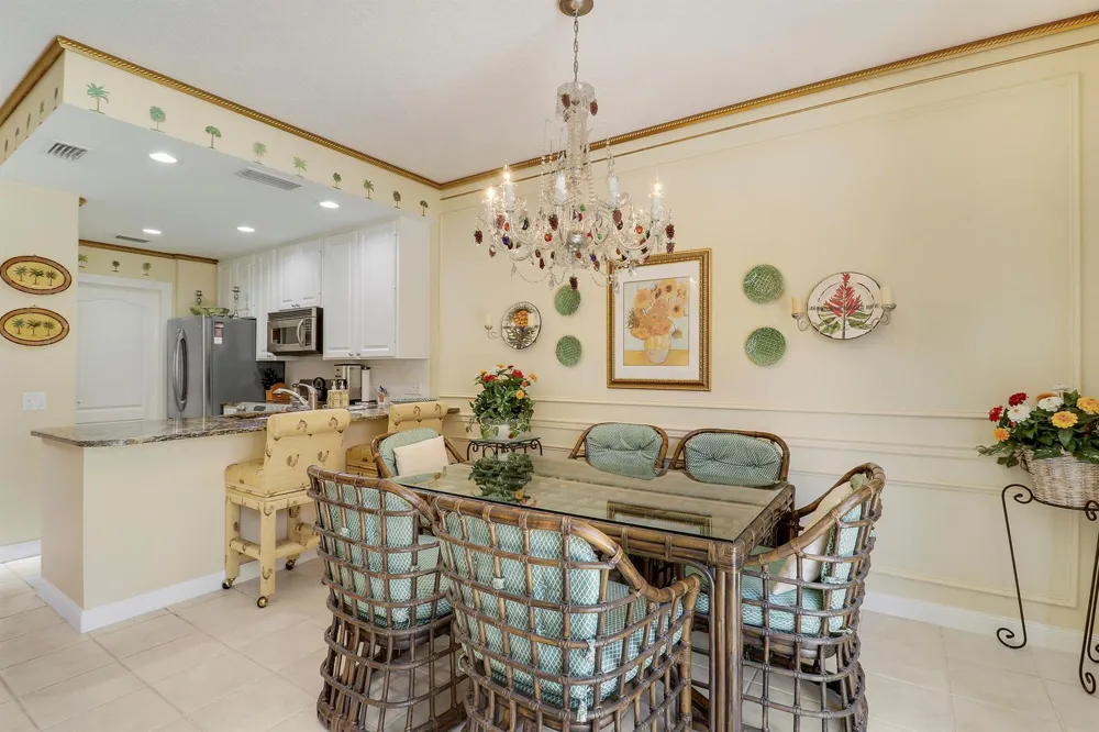 77 Laurel Oaks Circle Tequesta, FL 33469