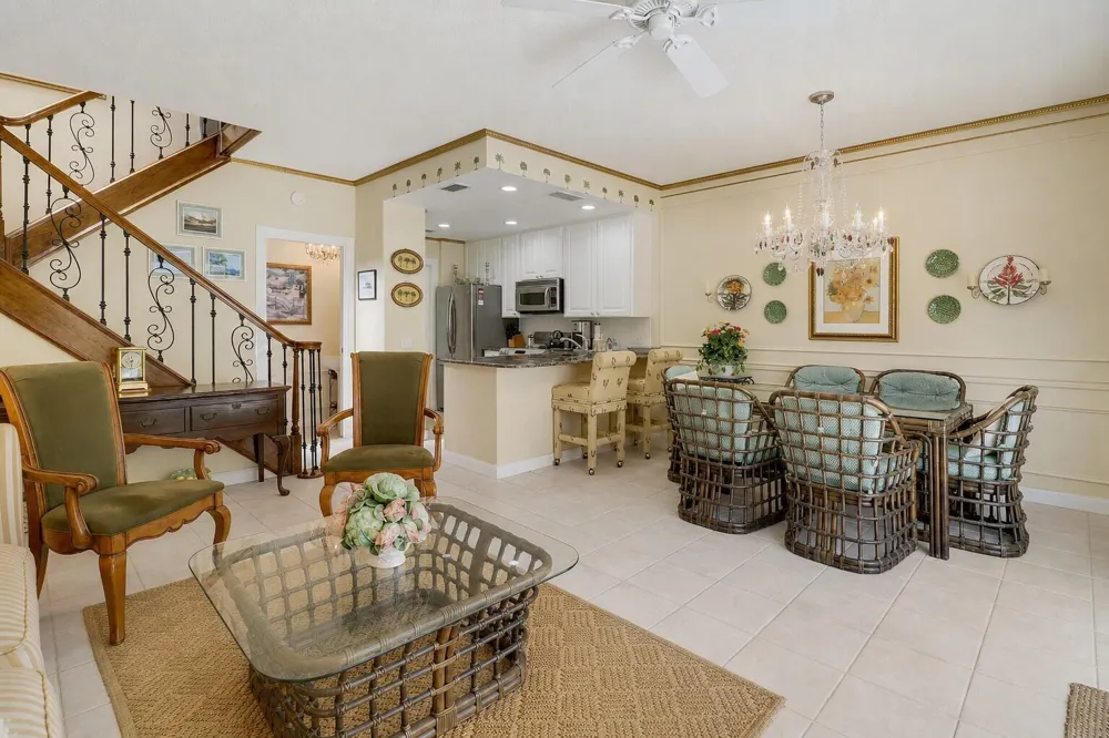 77 Laurel Oaks Circle Tequesta, FL 33469