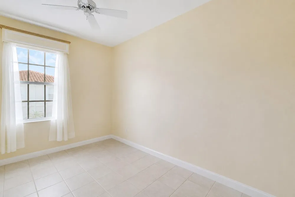 77 Laurel Oaks Circle Tequesta, FL 33469