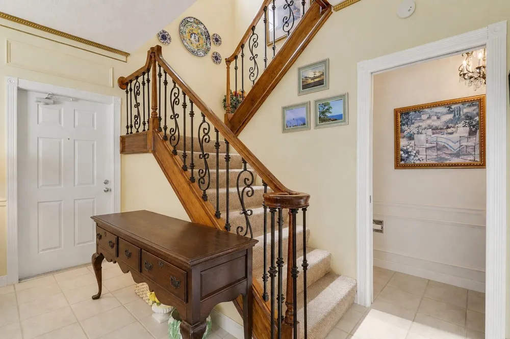 77 Laurel Oaks Circle Tequesta, FL 33469