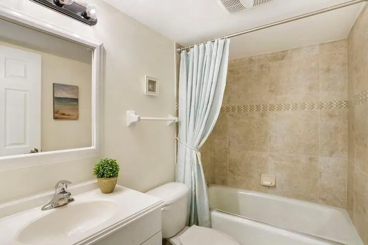 420 Celestial Way Way #206 Juno Beach, FL 33408
