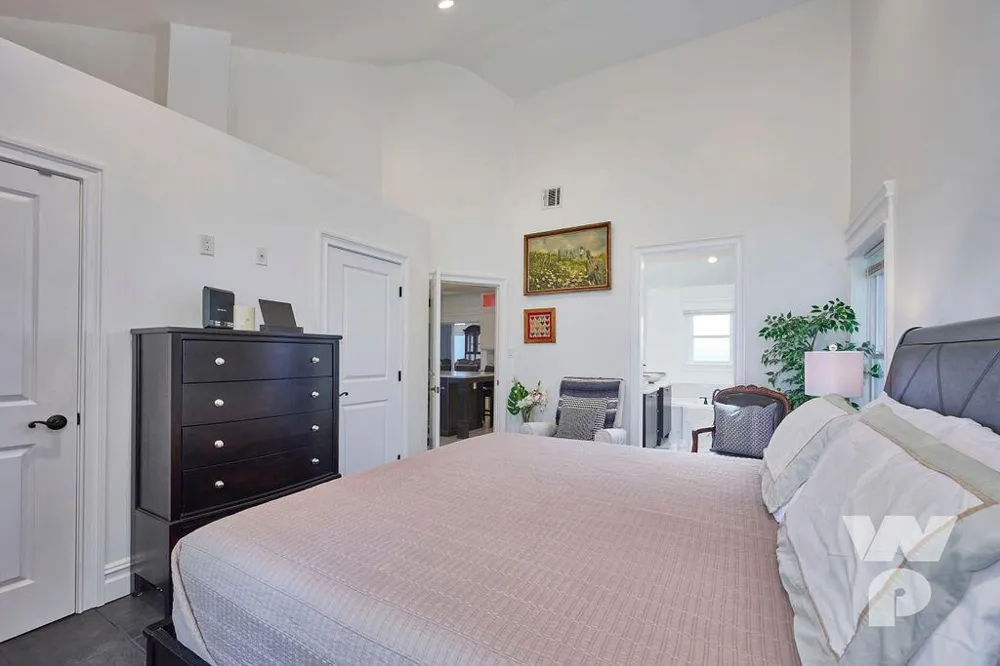 441 Spoonbill Court 