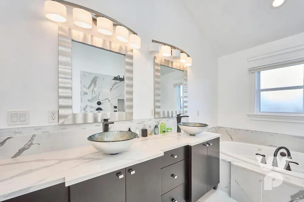 441 Spoonbill Court 