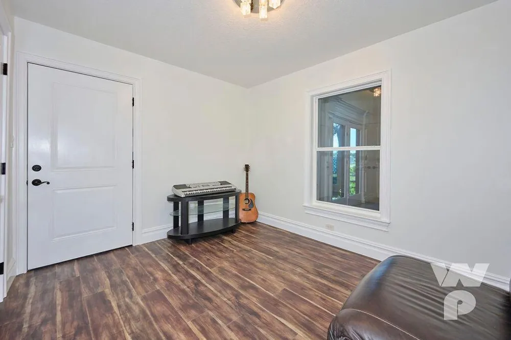 441 Spoonbill Court 