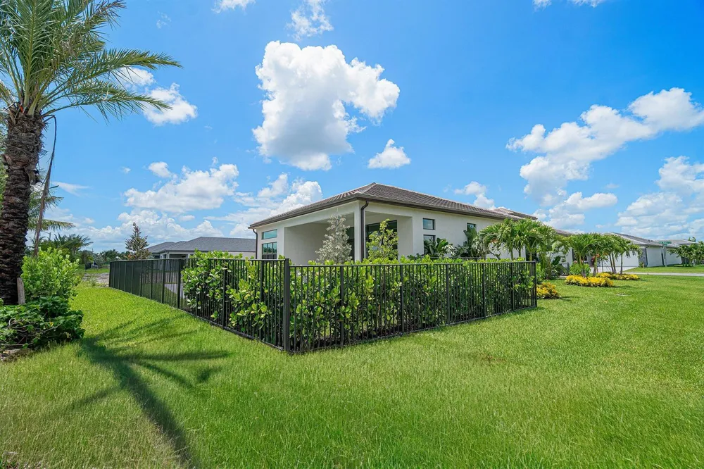 9124 Red Robin Lane Boynton Beach, FL 33473