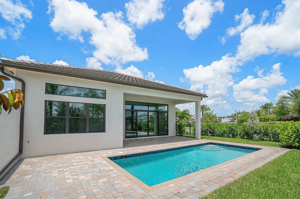 9124 Red Robin Lane Boynton Beach, FL 33473