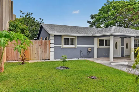 1615 Shirley Court