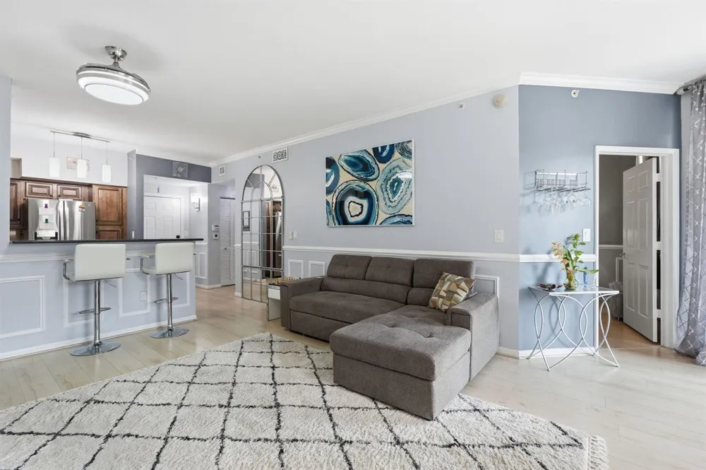 802 W Windward Way #304 Lantana, FL 33462