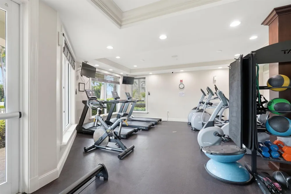 802 W Windward Way #304 Lantana, FL 33462