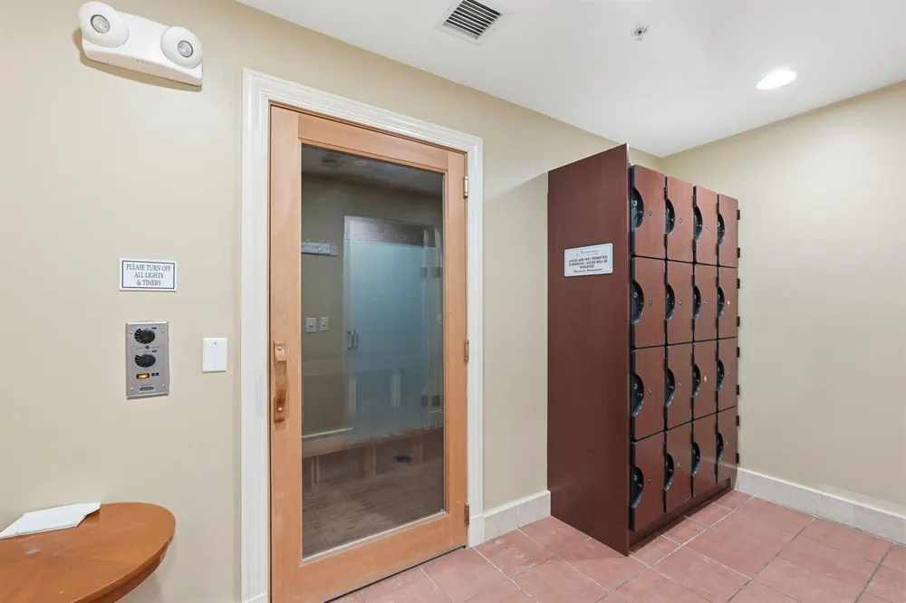 802 W Windward Way #304 Lantana, FL 33462