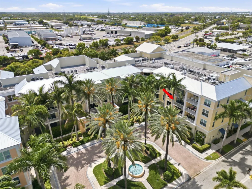 802 W Windward Way #304 Lantana, FL 33462