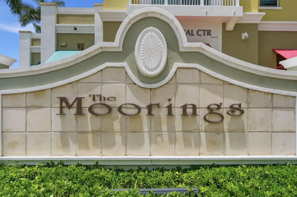 802 W Windward Way #304 Lantana, FL 33462