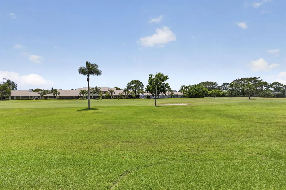 5954 SE Franklin Place Hobe Sound, FL 33455