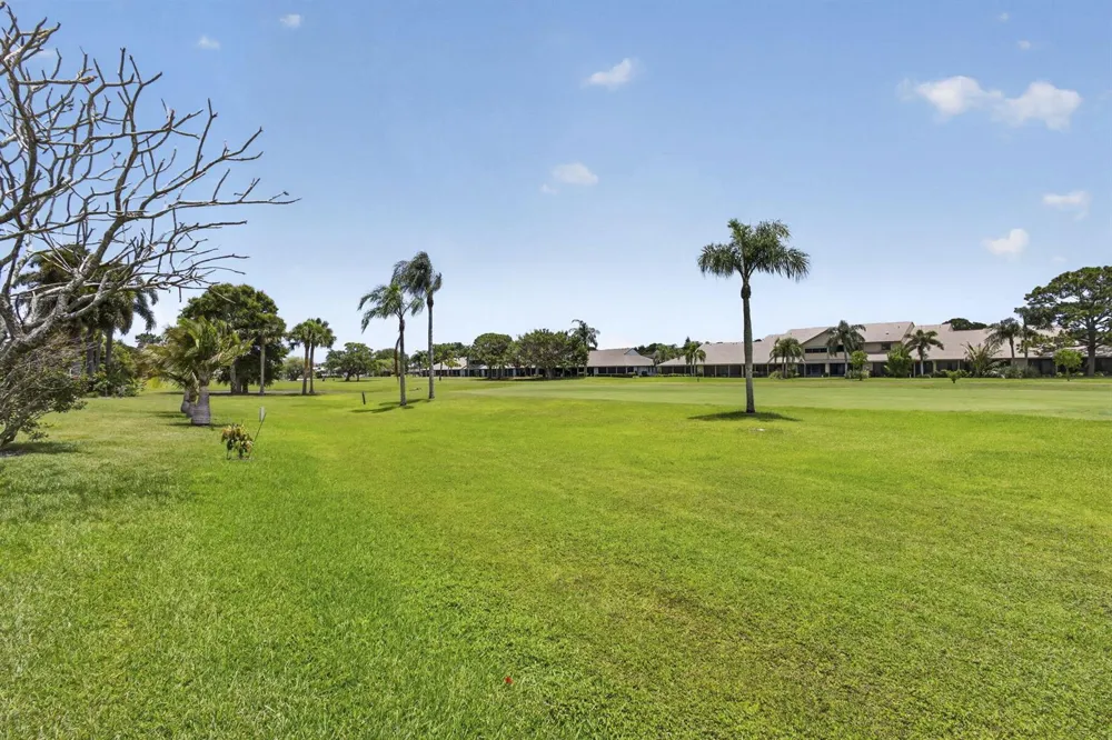5954 SE Franklin Place Hobe Sound, FL 33455