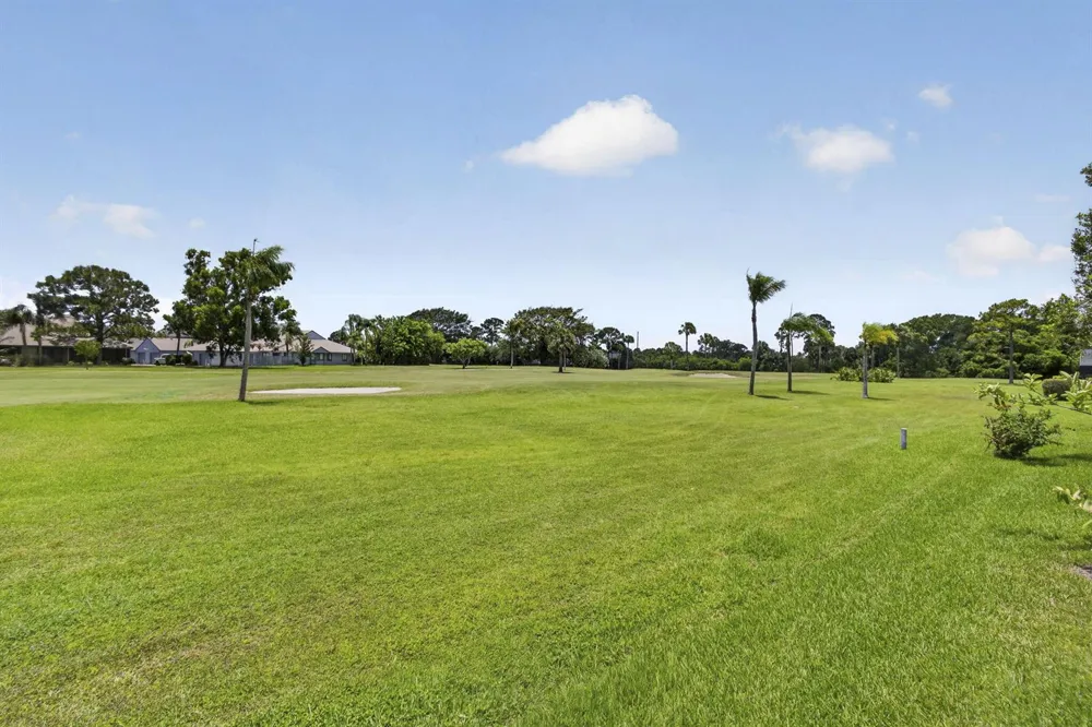 5954 SE Franklin Place Hobe Sound, FL 33455