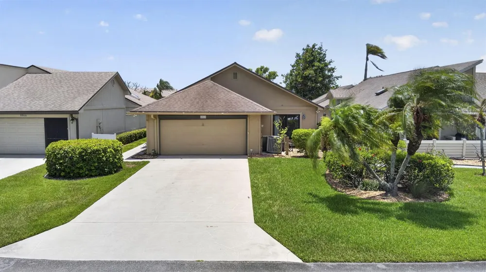 5954 SE Franklin Place Hobe Sound, FL 33455