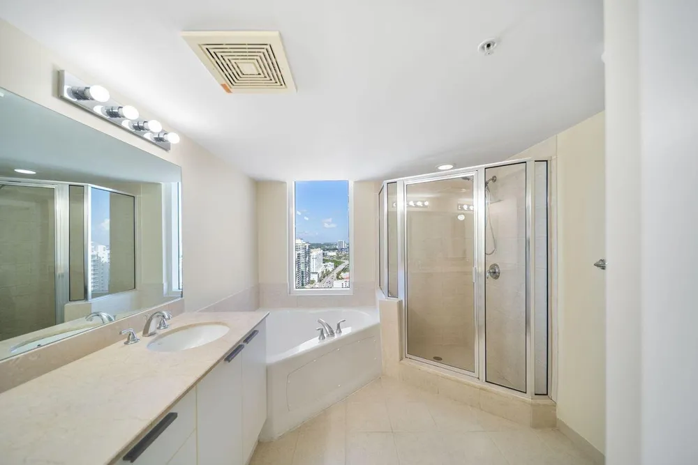 16699 Collins Avenue #3407 Sunny Isles Beach, FL 33160