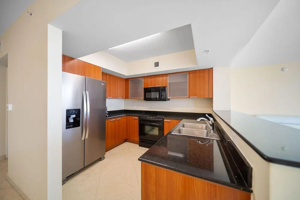16699 Collins Avenue #3407 Sunny Isles Beach, FL 33160