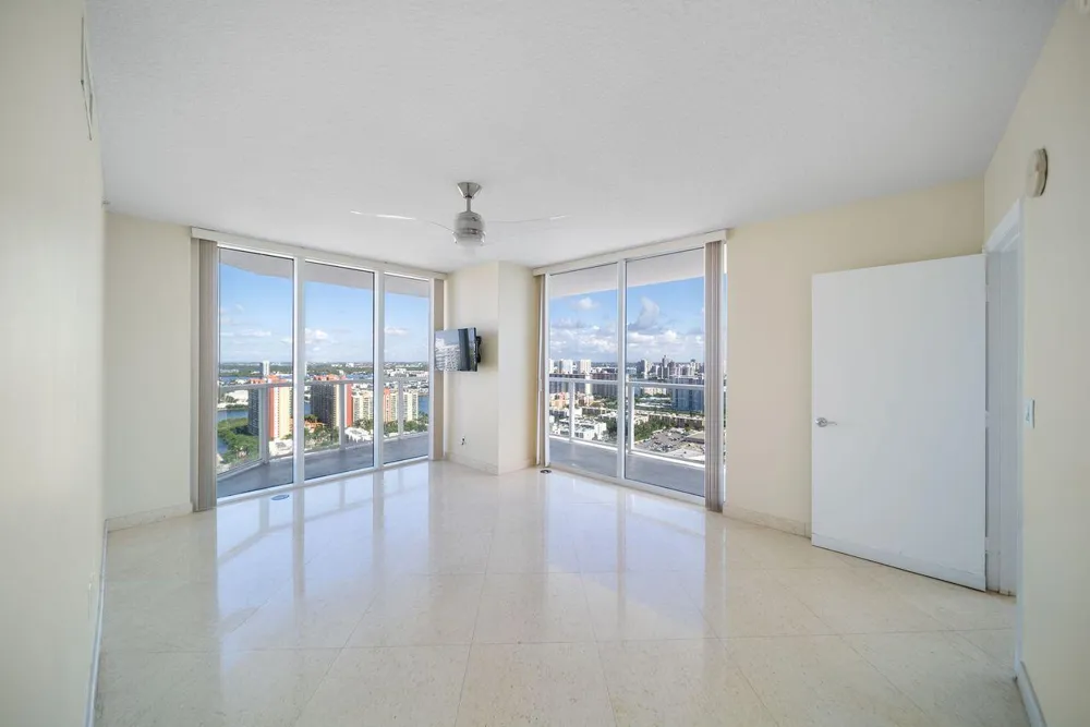 16699 Collins Avenue #3407 Sunny Isles Beach, FL 33160