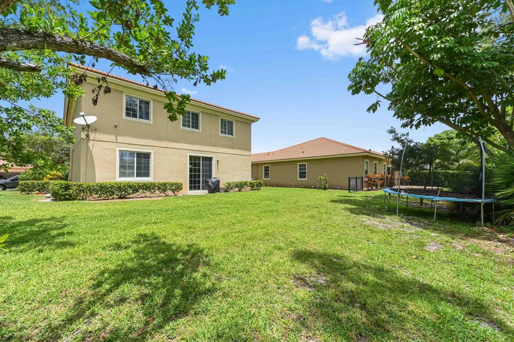 6819 Osage Circle West Palm Beach, FL 33413