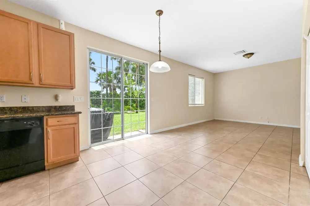 6819 Osage Circle West Palm Beach, FL 33413