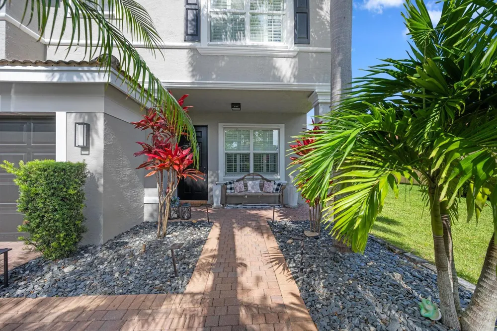 11577 Ponywalk Trail Boynton Beach, FL 33473