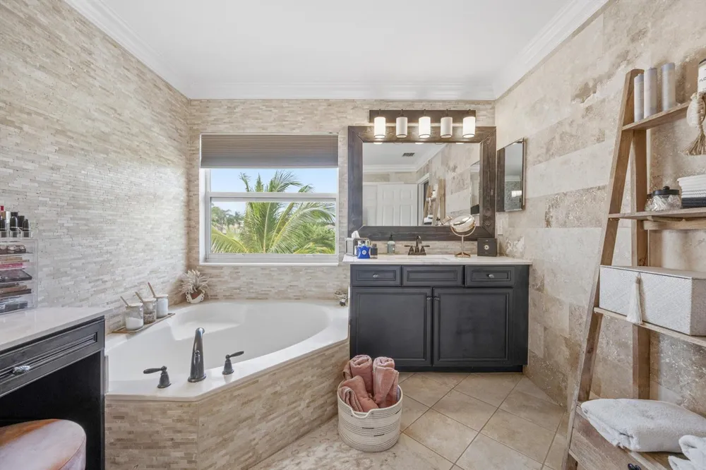 11577 Ponywalk Trail Boynton Beach, FL 33473