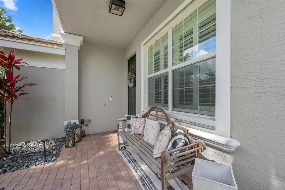 11577 Ponywalk Trail Boynton Beach, FL 33473