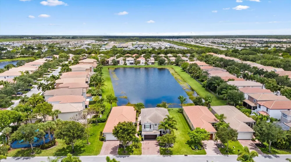 11577 Ponywalk Trail Boynton Beach, FL 33473