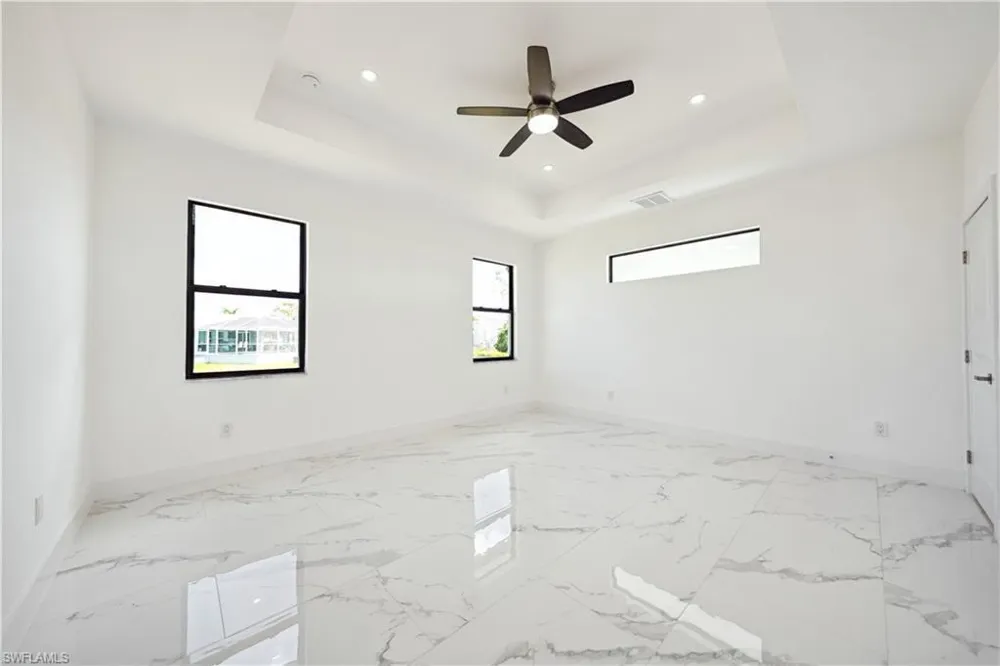 4309 NW 38th Avenue Cape Coral, FL 33993