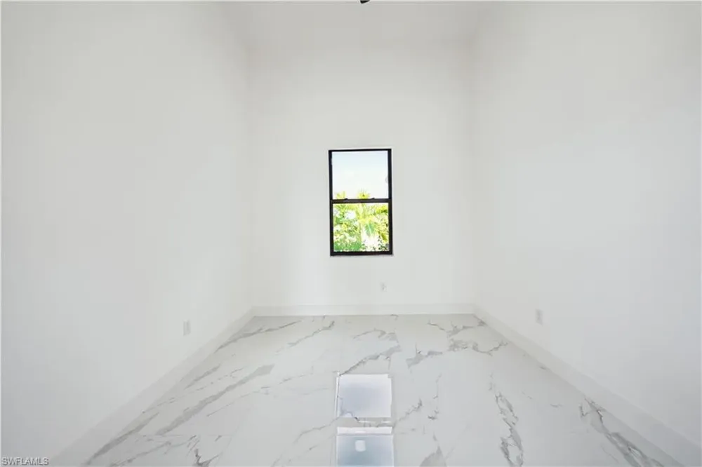 4309 NW 38th Avenue Cape Coral, FL 33993