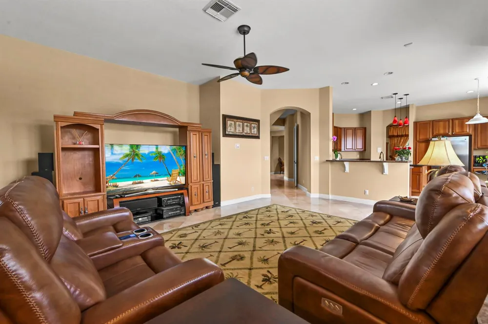 458 Cresta Circle West Palm Beach, FL 33413