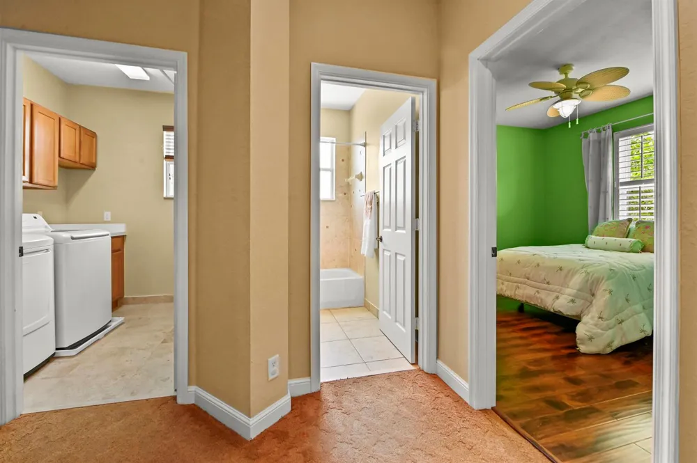 458 Cresta Circle West Palm Beach, FL 33413