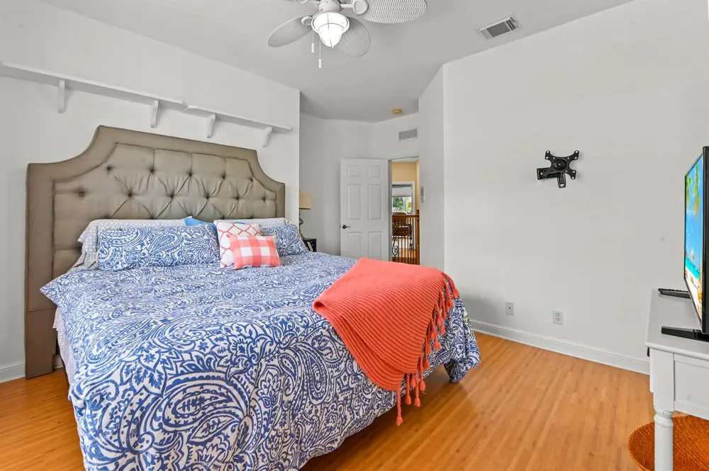 458 Cresta Circle West Palm Beach, FL 33413