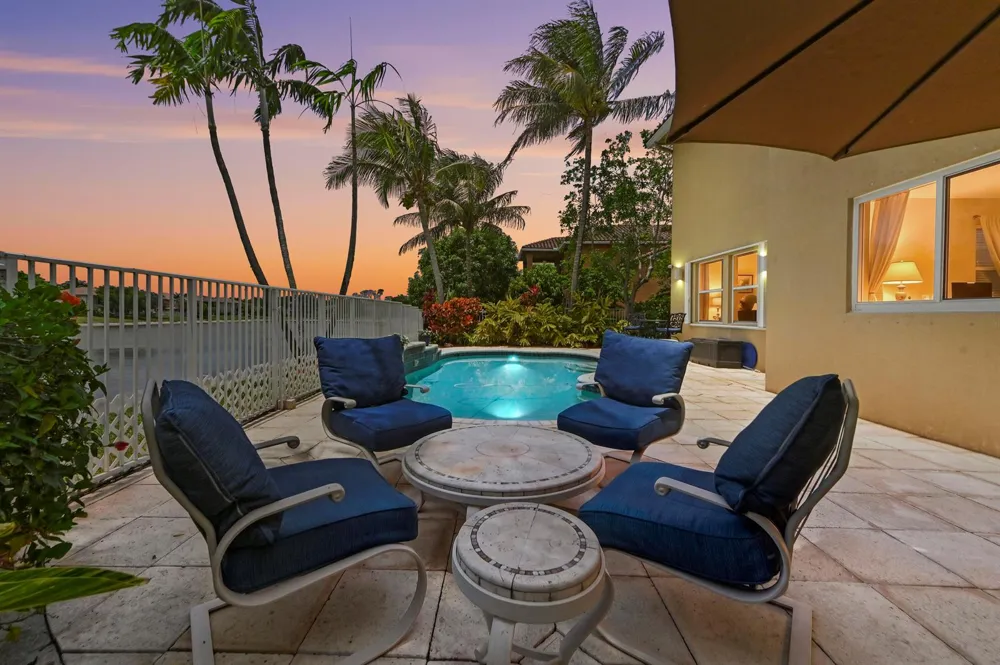 458 Cresta Circle West Palm Beach, FL 33413
