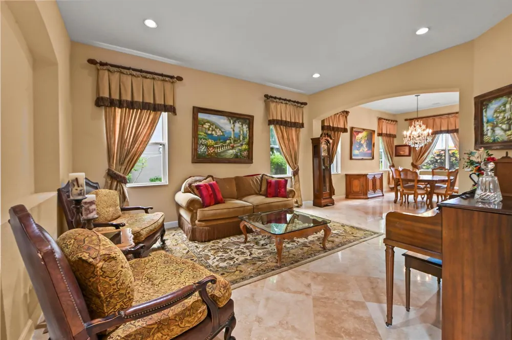 458 Cresta Circle West Palm Beach, FL 33413