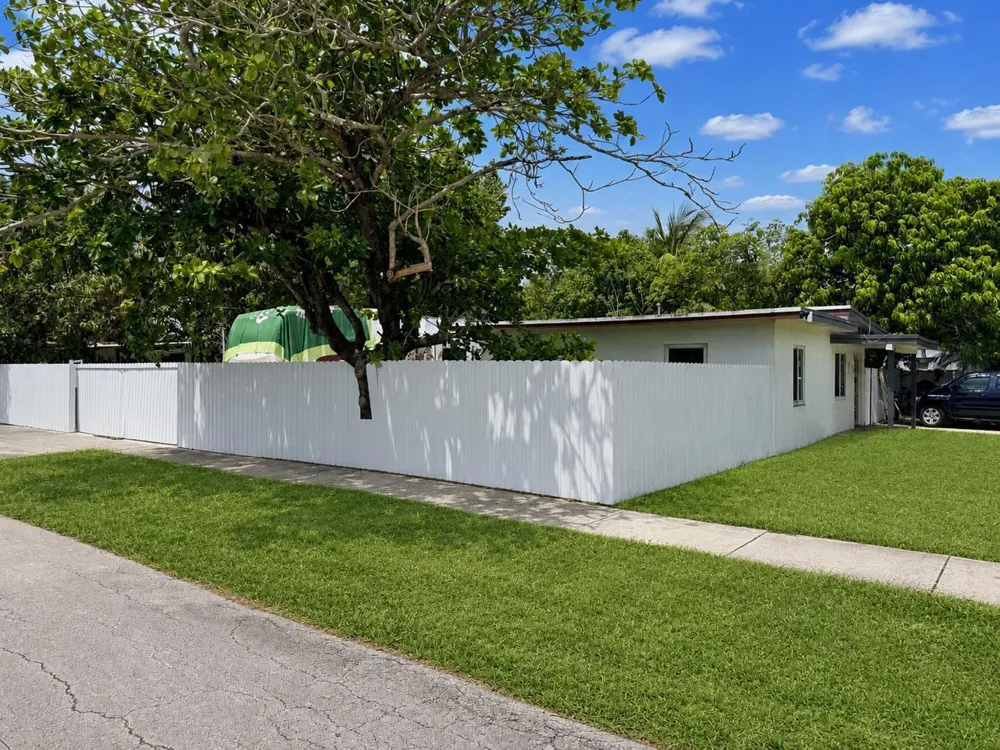 1100 NW 141st Street Miami, FL 33168