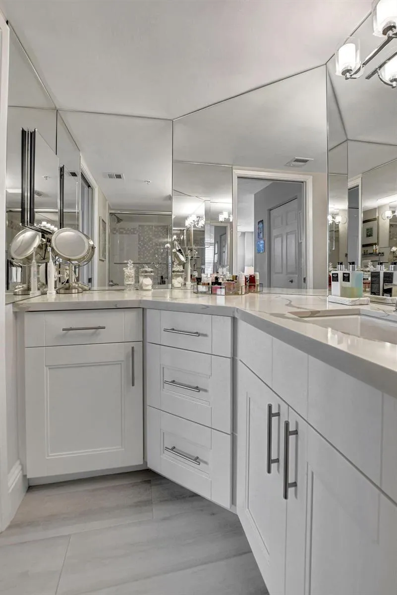 3594 S Ocean Boulevard #302 Highland Beach, FL 33487