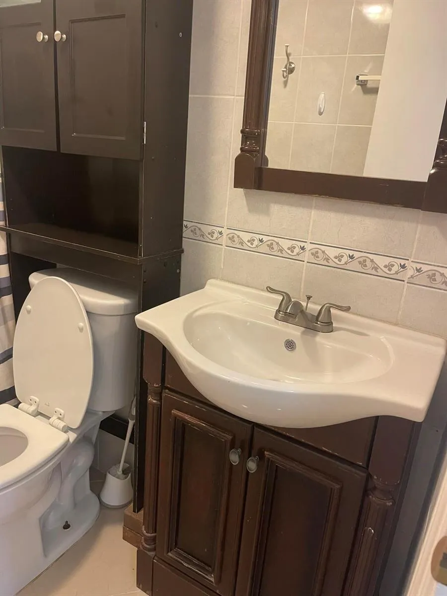 1534 Royal Forest Court West Palm Beach, FL 33406