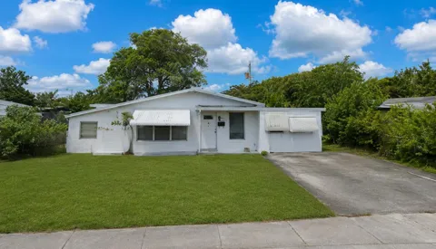 1781 NW 6th Terrace