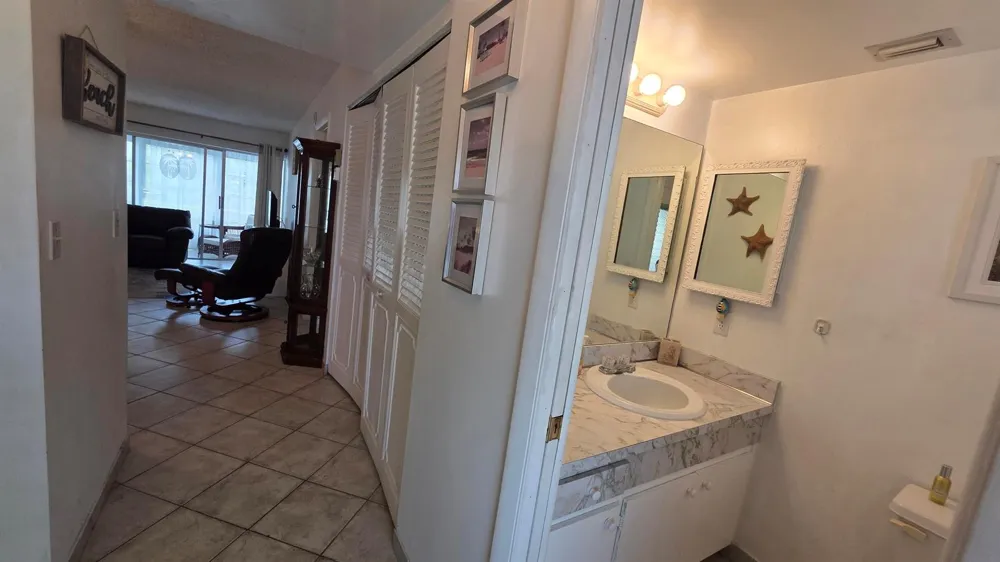 2900 NW 46th Avenue #213 Lauderdale Lakes, FL 33313