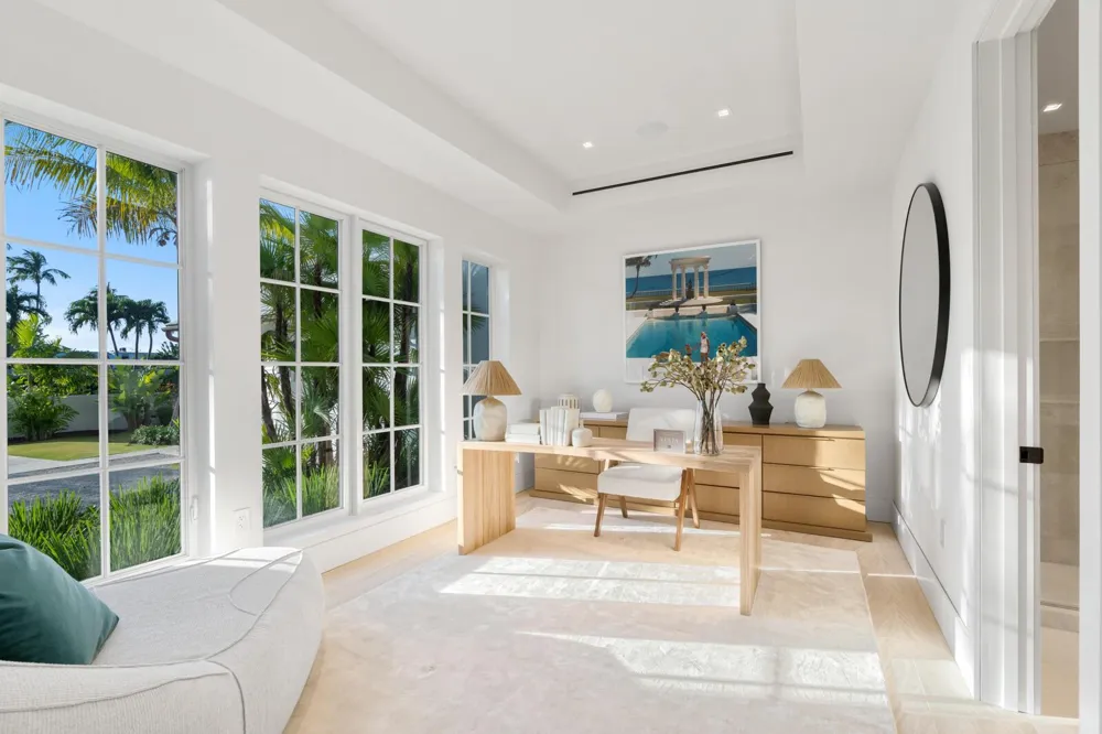 2219 Ibis Isle Road E Palm Beach, FL 33480