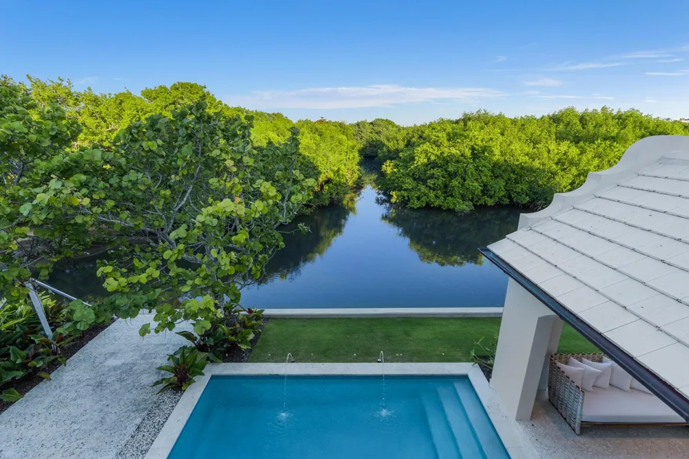 2219 Ibis Isle Road E Palm Beach, FL 33480