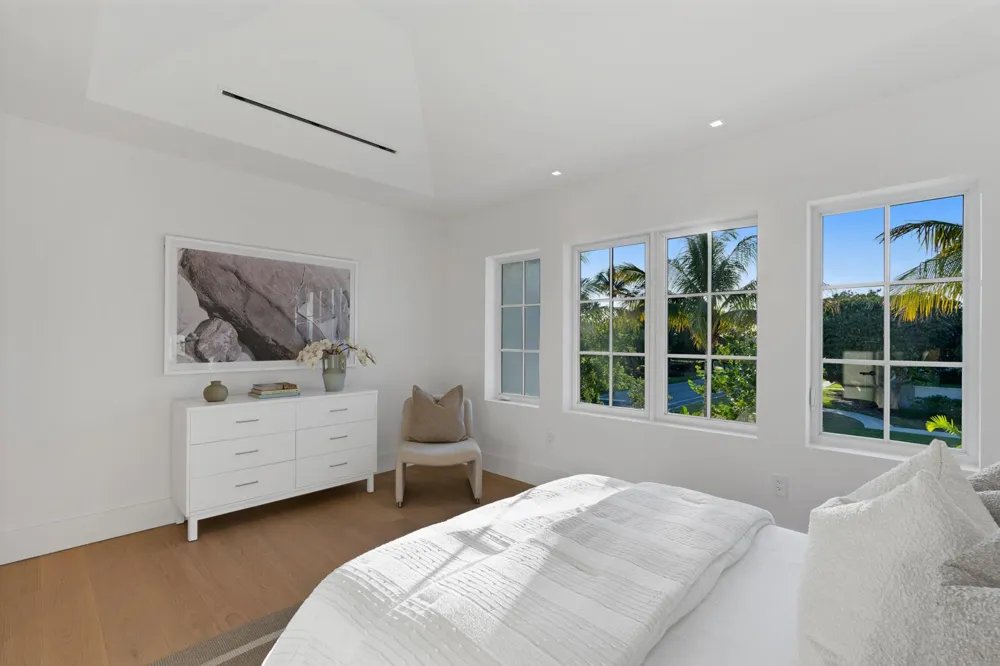 2219 Ibis Isle Road E Palm Beach, FL 33480