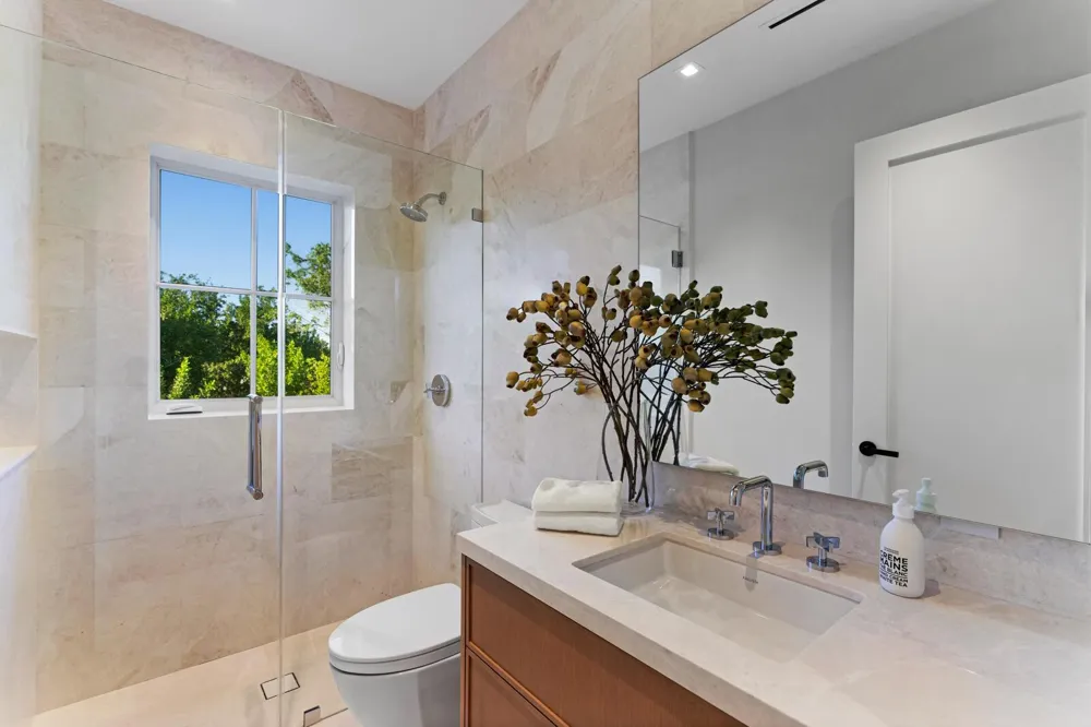 2219 Ibis Isle Road E Palm Beach, FL 33480