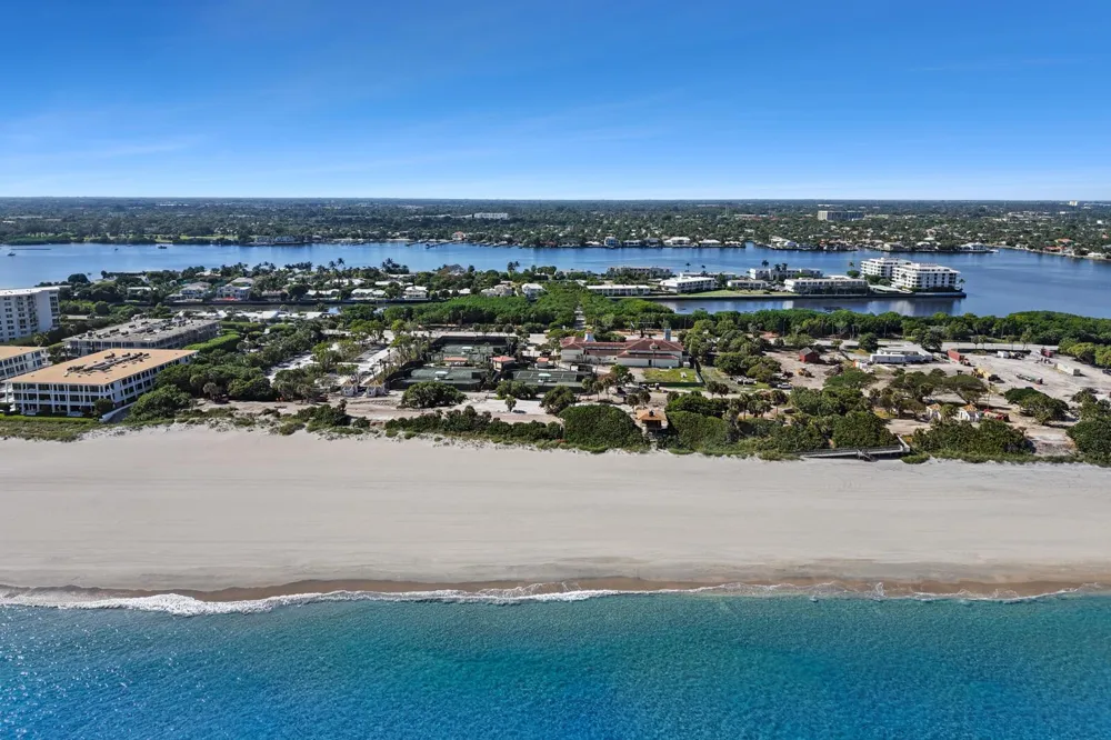 2219 Ibis Isle Road E Palm Beach, FL 33480