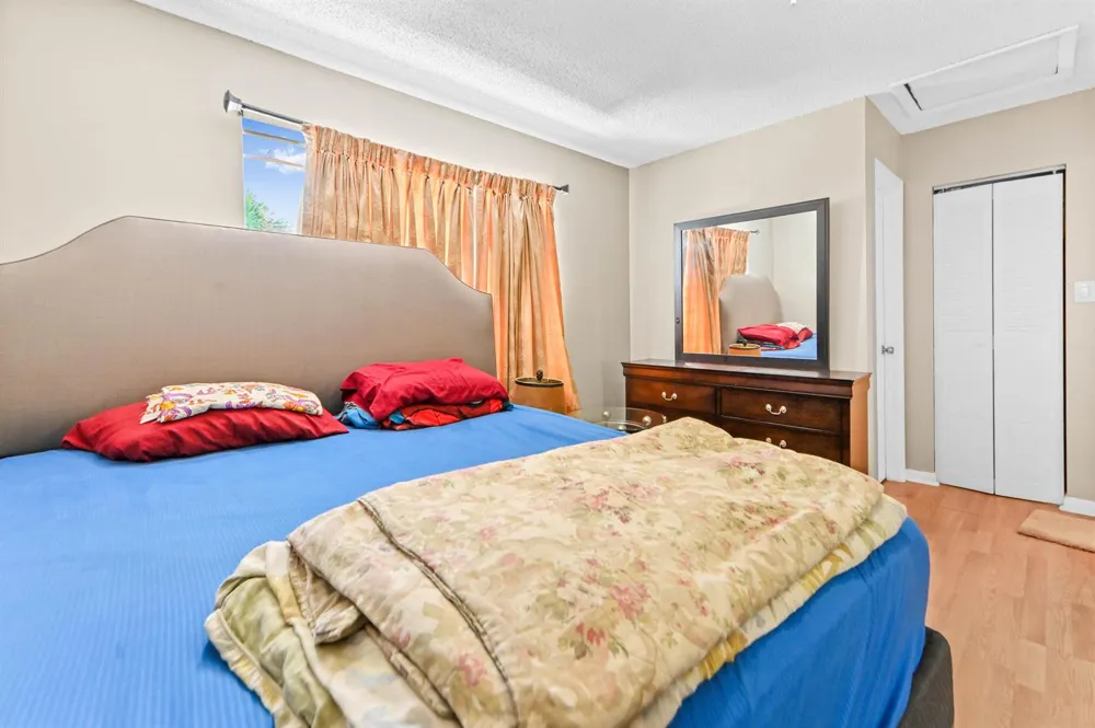 7904 SW 8th Street North Lauderdale, FL 33068