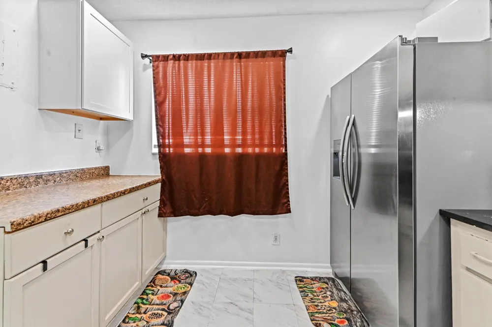 7904 SW 8th Street North Lauderdale, FL 33068
